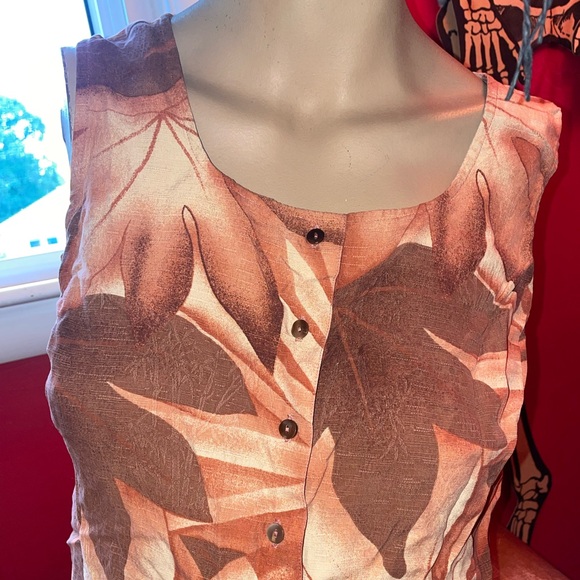 100% Silk Vintage Izod Sleeveless Blouse - Picture 3 of 6